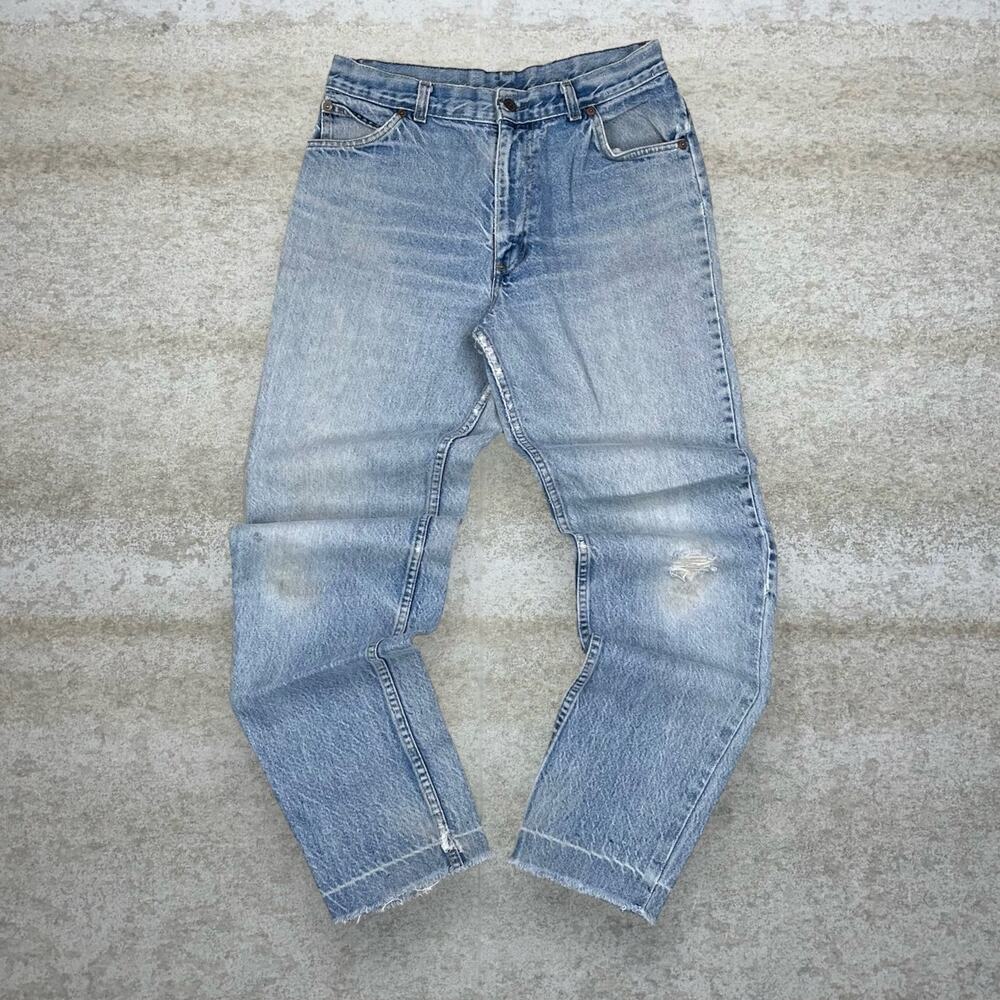 True Vintage 70s Levis Jeans 30x32 Regular Fit Tapered Leg Light Wash Denim - Picture 2 of 6